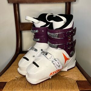 2023 Atomic Hawk Girl 3 Ski Boots, Size 22.5 - Worn for one season